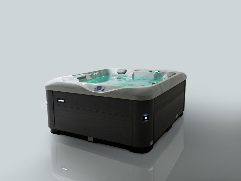 Gefüllter Aussen Whirlpool Aspen