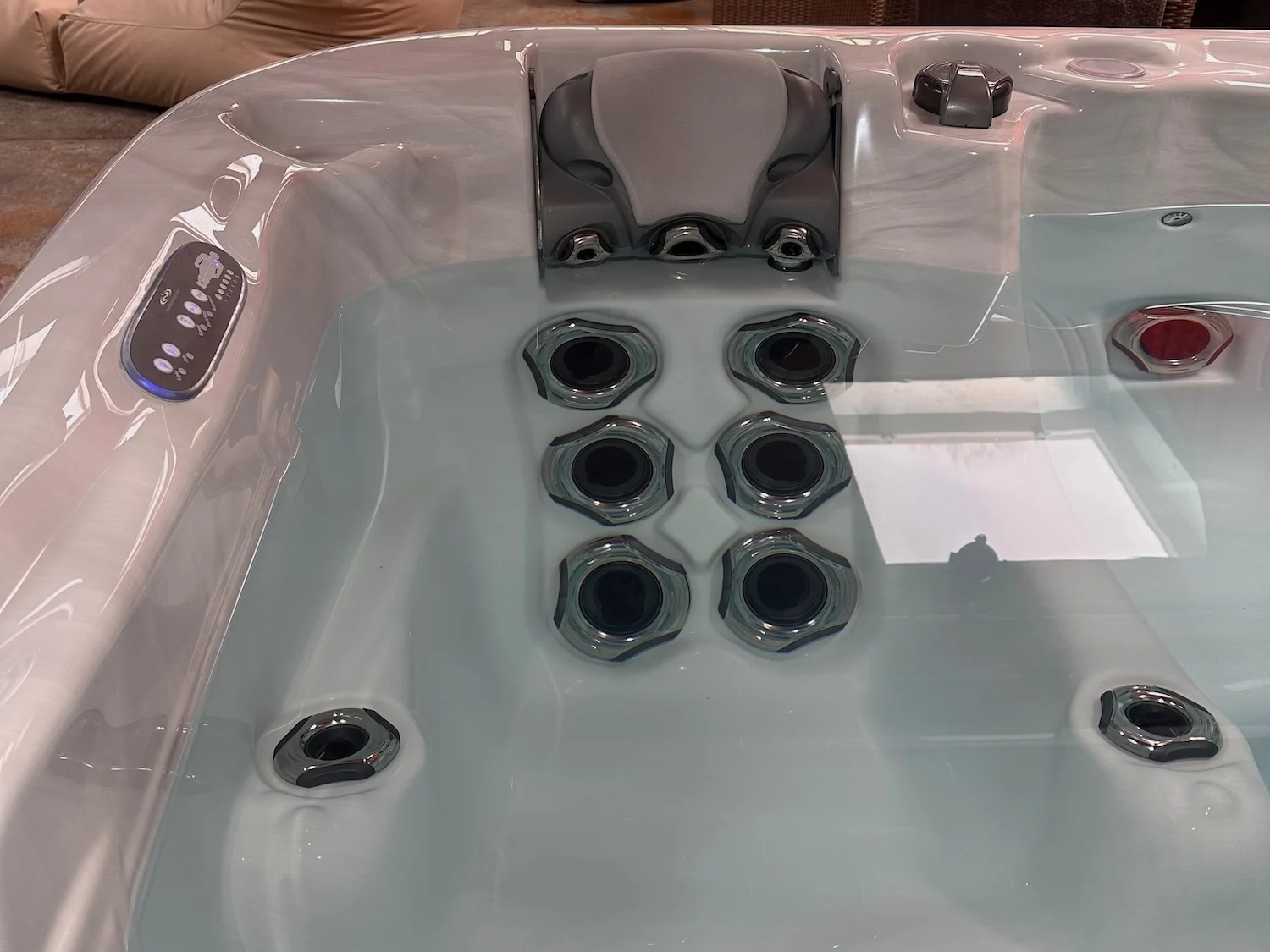 Whirlpool Angebote von Dimension One Spas