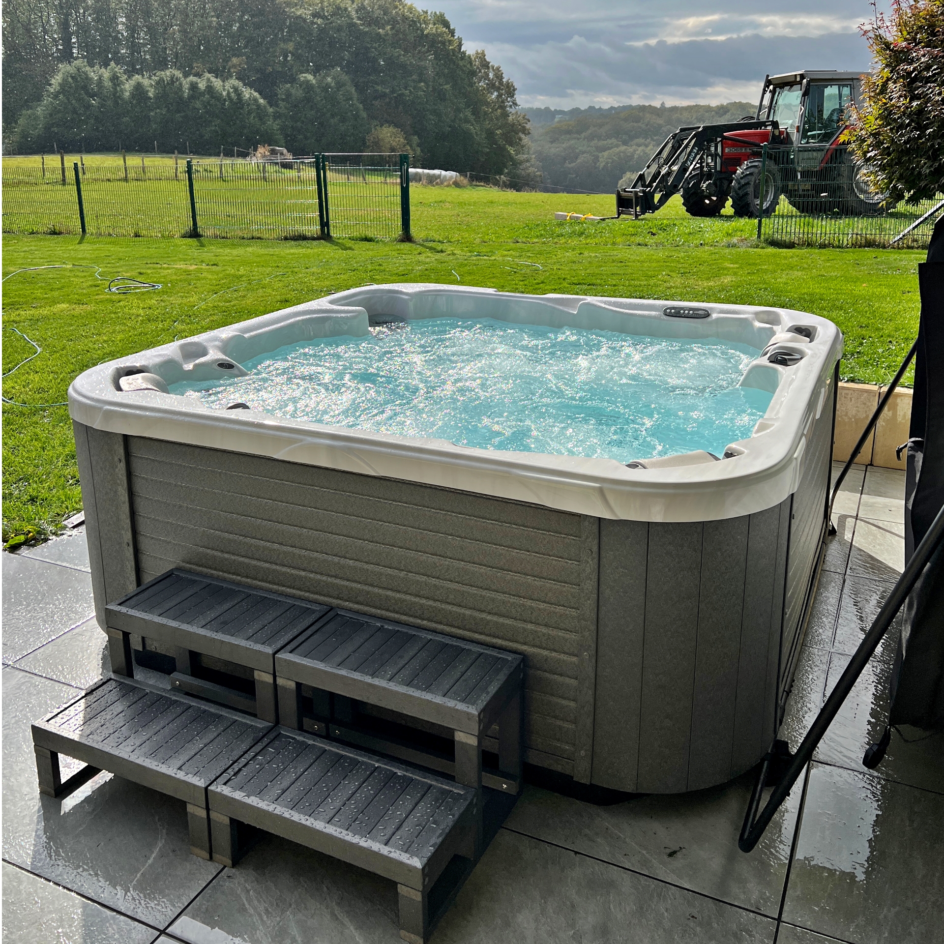 Terrasse mit Whirlpool in Bottrop