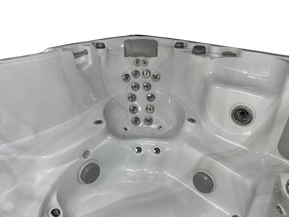 Aussen Whirlpool gebraucht von Sundance Spas Cameo