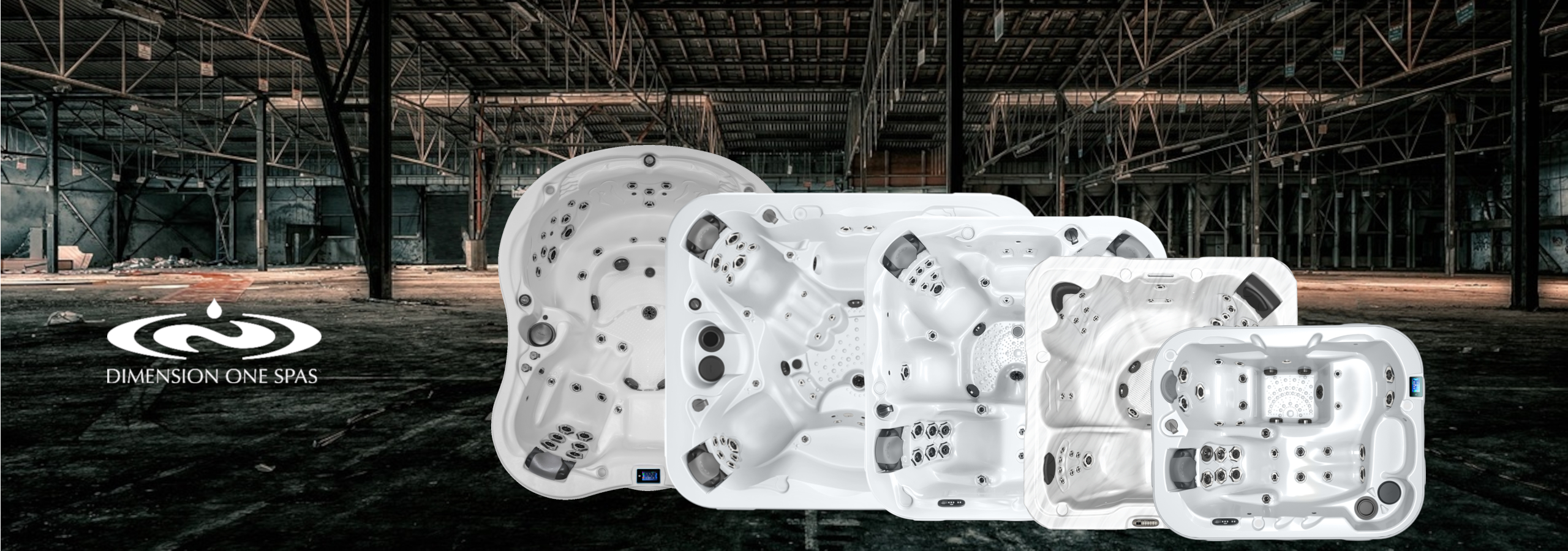 Whirlpool Hersteller Dimension One Spas Produktübersicht in einer Lagerhalle