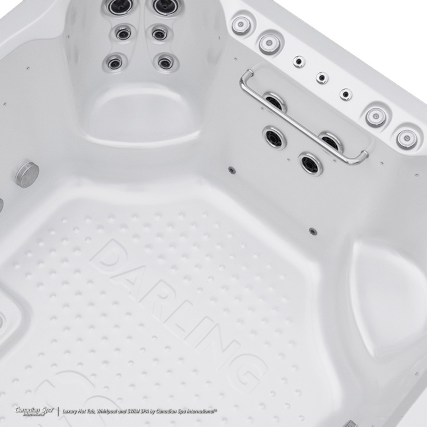 Swimspa Griff des Darlings von Canadian Spa International