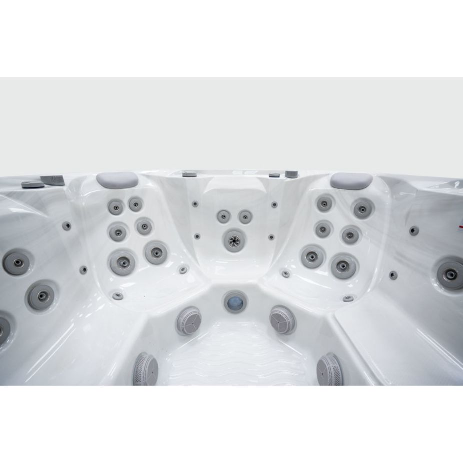 Kräftige Massage des Whirlpool Eden