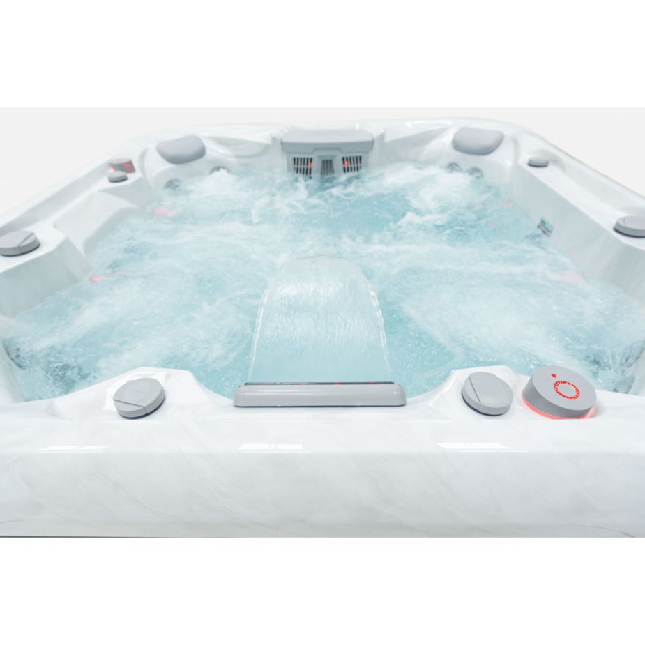 Funktionen eines Aussen Whirlpools